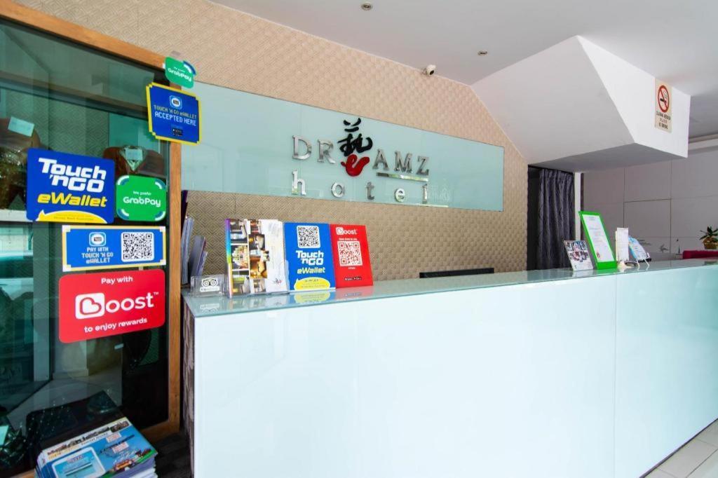 Hotel Zamburger Plaza Mahkota Malacca Exterior foto