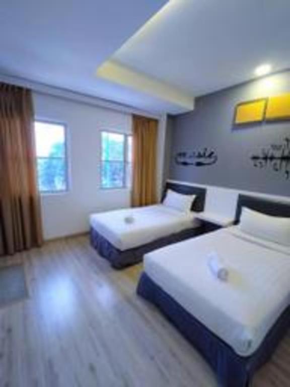 Hotel Zamburger Plaza Mahkota Malacca Exterior foto